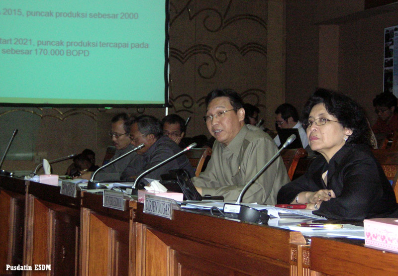 Asumsi Makro RUAPBN 2011, ICP USD 80 dan Lifting Minyak Bumi 970 Barel